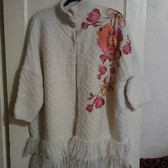Cardigan - Picture 1 of 3